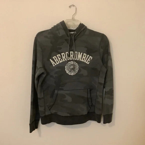 Vintage ABERCROMBIE FITCH New York Gray Camo Hoodie with Raised